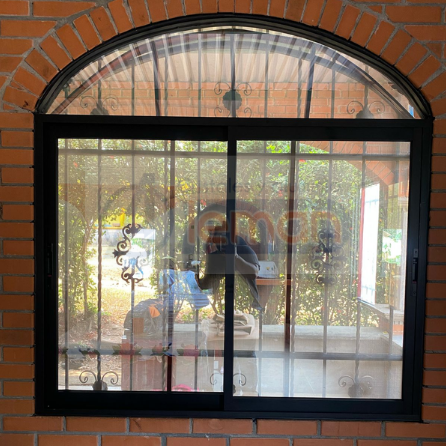 Ventana Abatible