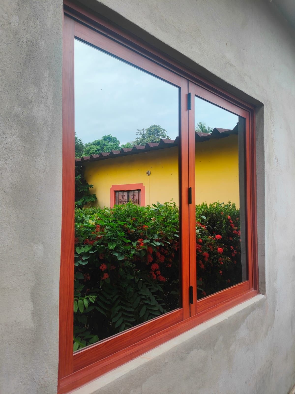 Ventana Abatible